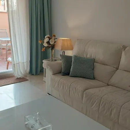 Apartment Los Jardines Santa Maria Golf 2 Chambres Marbella